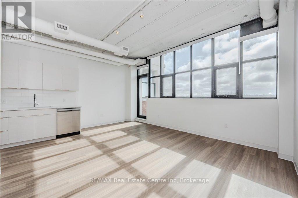 401 - 120 Huron Street, Guelph, Ontario  N1E 0T8 - Photo 6 - X12043226
