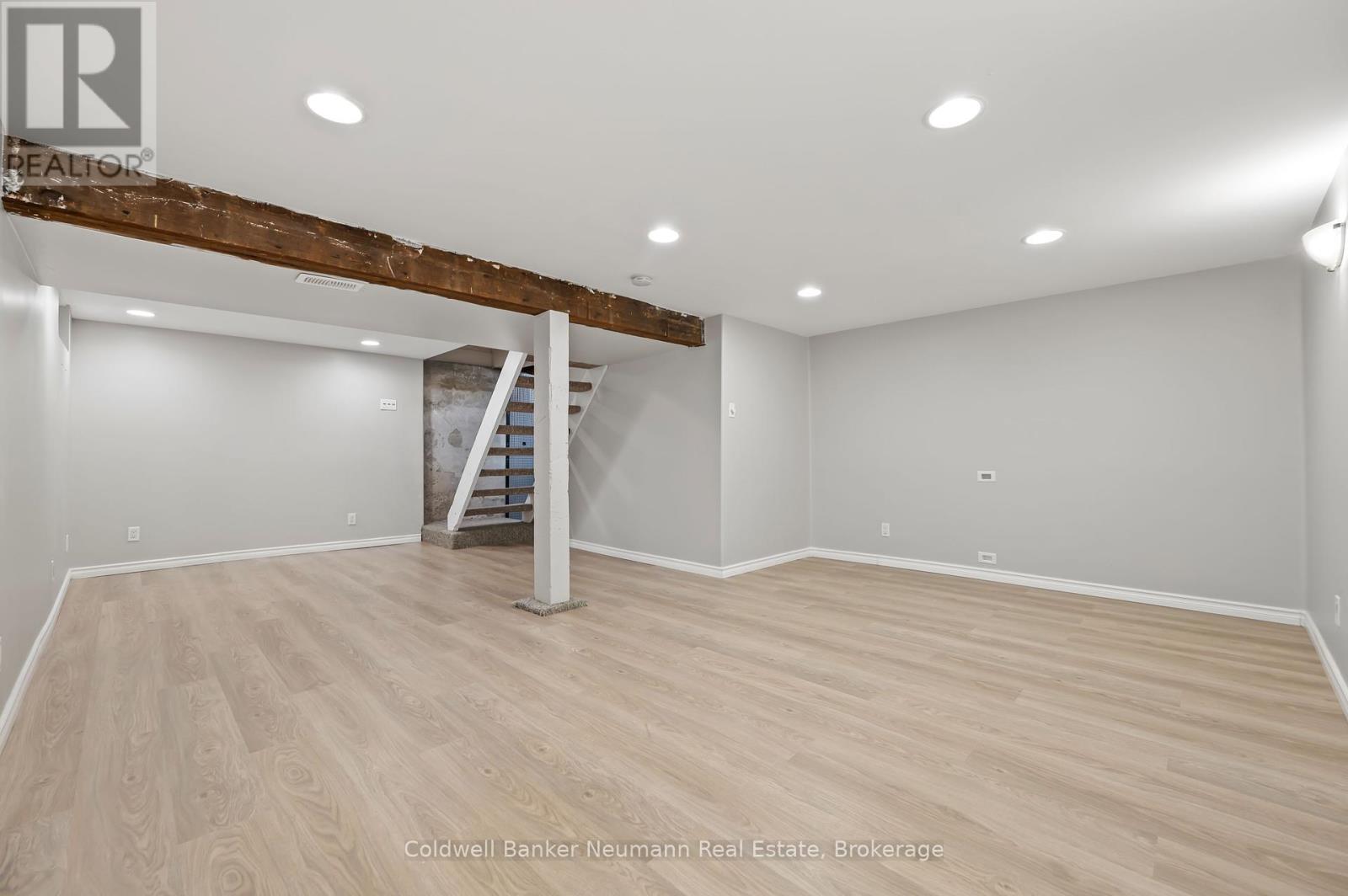 8 Goldie Avenue, Guelph, Ontario  N1H 6A4 - Photo 28 - X12086589