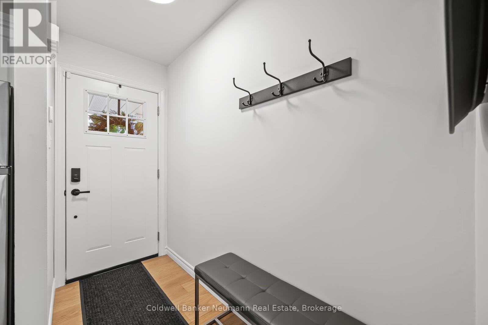 8 Goldie Avenue, Guelph, Ontario  N1H 6A4 - Photo 3 - X12086589