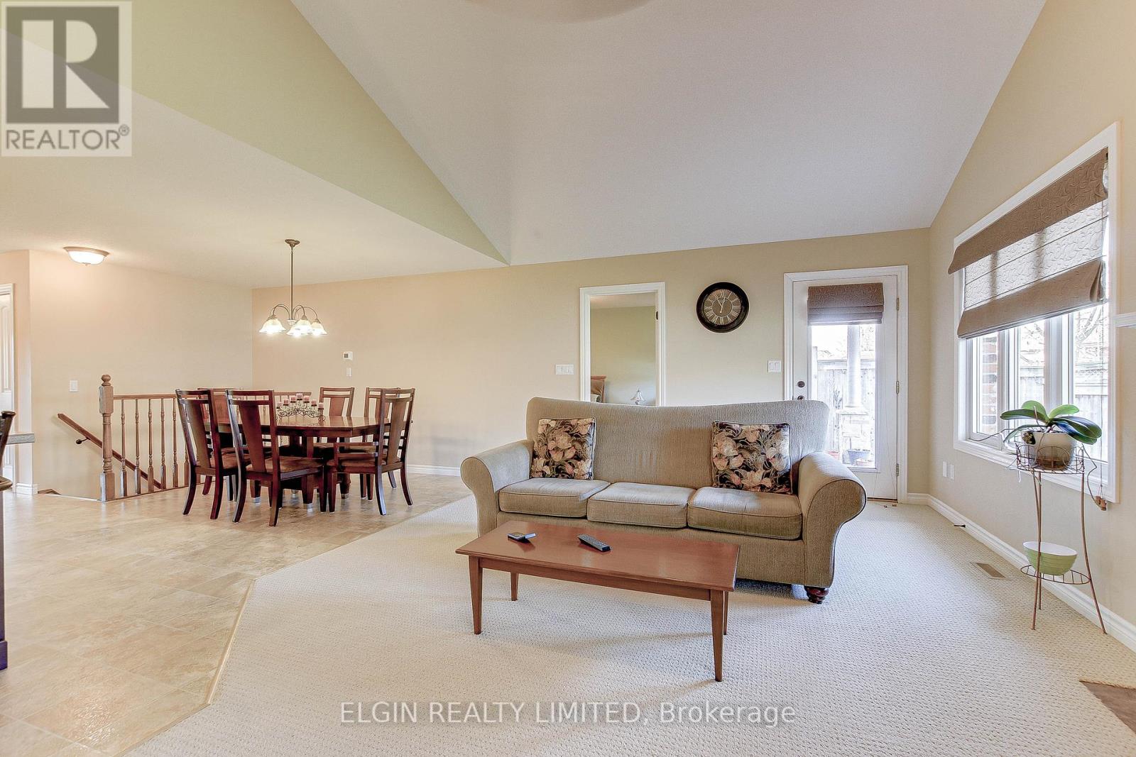 Photo 9 of 35 for 20 Pine Valley Drive