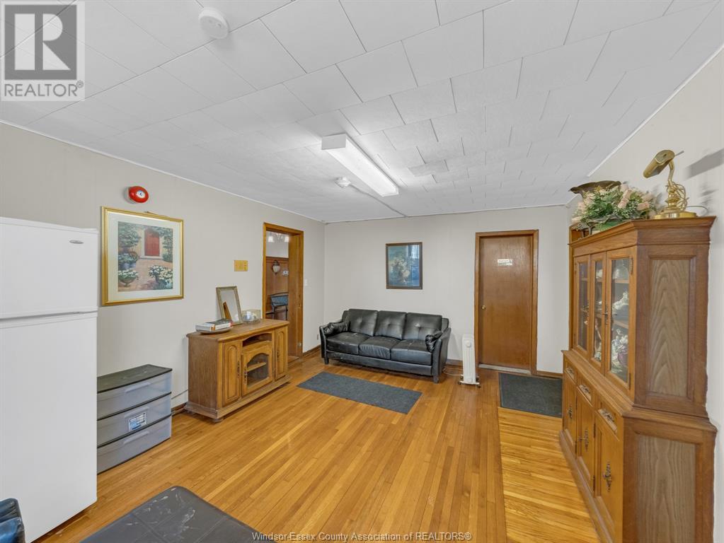801 Victoria Avenue, Windsor, Ontario  N9A 4N5 - Photo 6 - 25008636