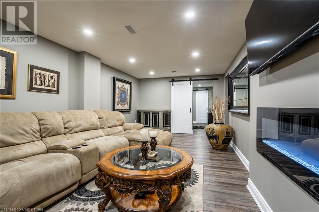 19 East 44th Street, Hamilton, Ontario  L8T 3G6 - Photo 30 - 40717640