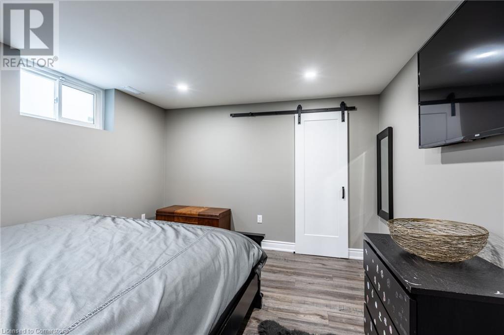 19 East 44th Street, Hamilton, Ontario  L8T 3G6 - Photo 33 - 40717640