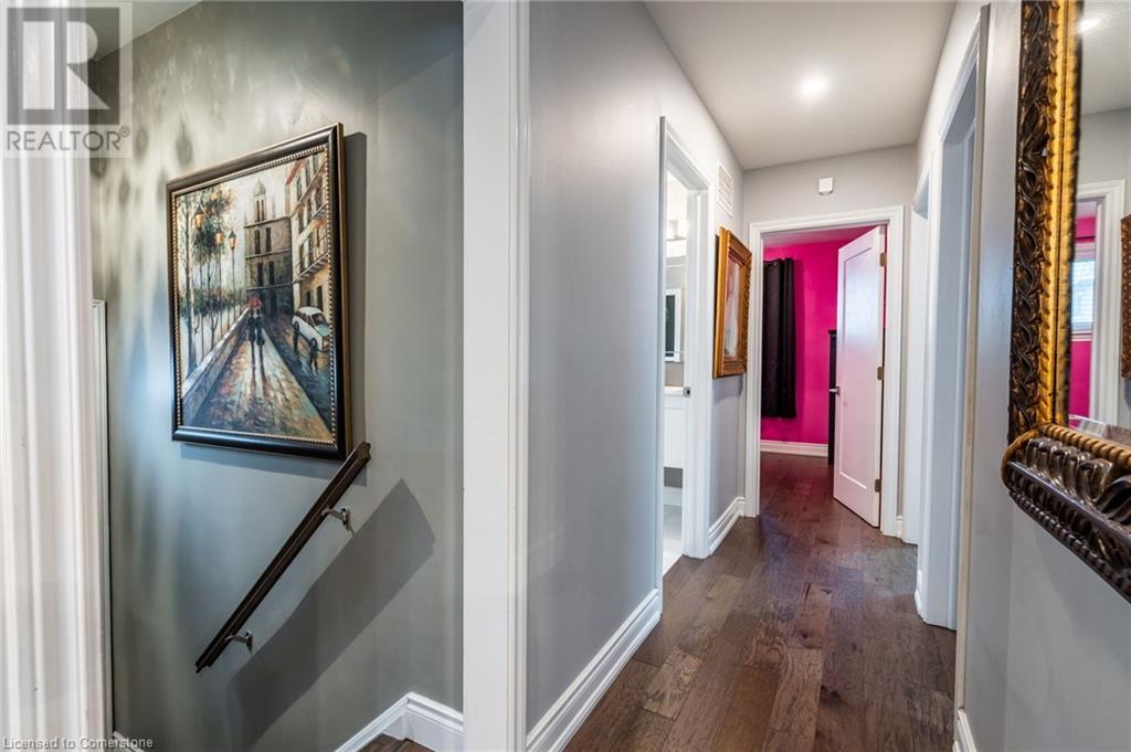 19 East 44th Street, Hamilton, Ontario  L8T 3G6 - Photo 14 - 40717640