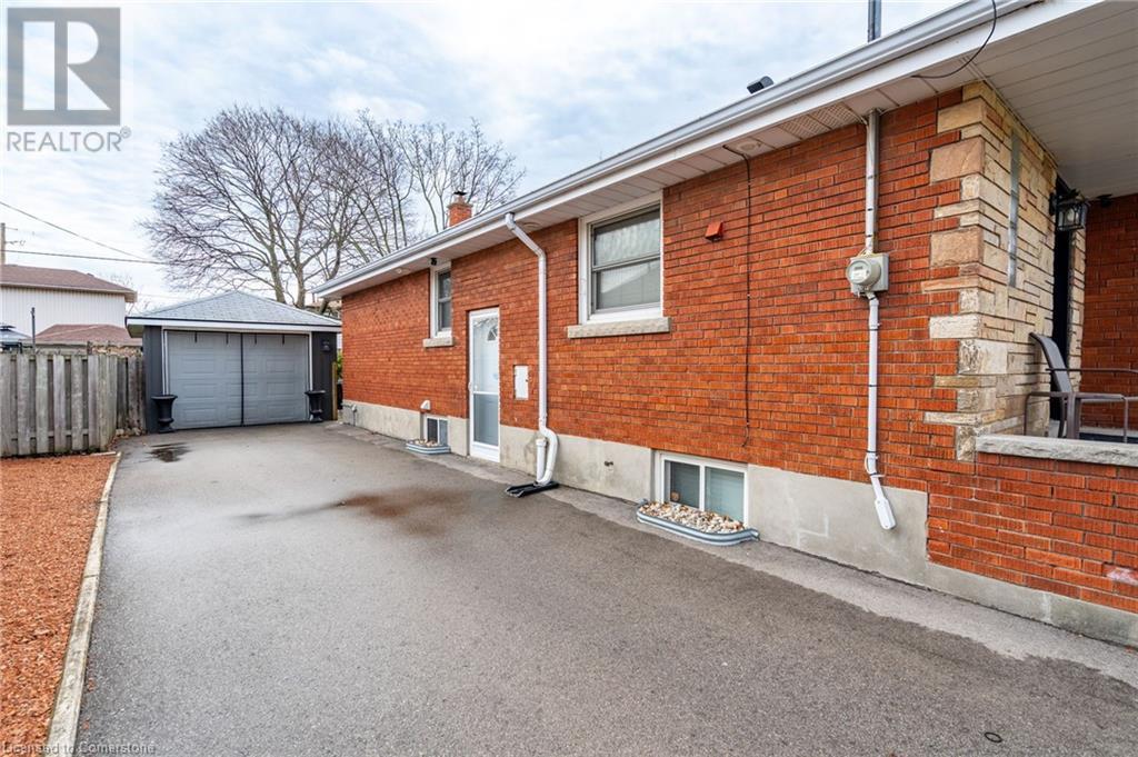 19 East 44th Street, Hamilton, Ontario  L8T 3G6 - Photo 37 - 40717640