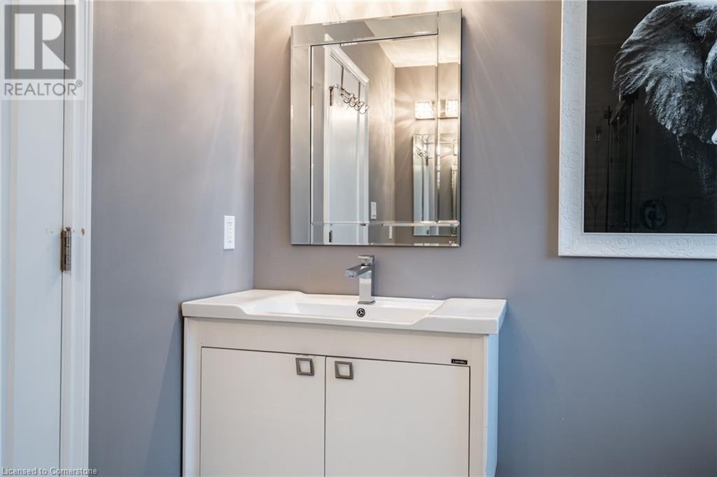 19 East 44th Street, Hamilton, Ontario  L8T 3G6 - Photo 22 - 40717640