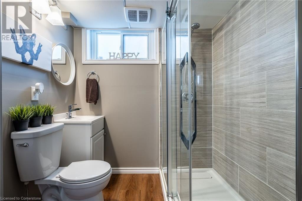 19 East 44th Street, Hamilton, Ontario  L8T 3G6 - Photo 35 - 40717640