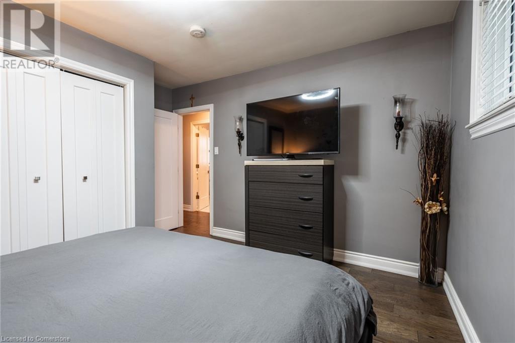 19 East 44th Street, Hamilton, Ontario  L8T 3G6 - Photo 16 - 40717640