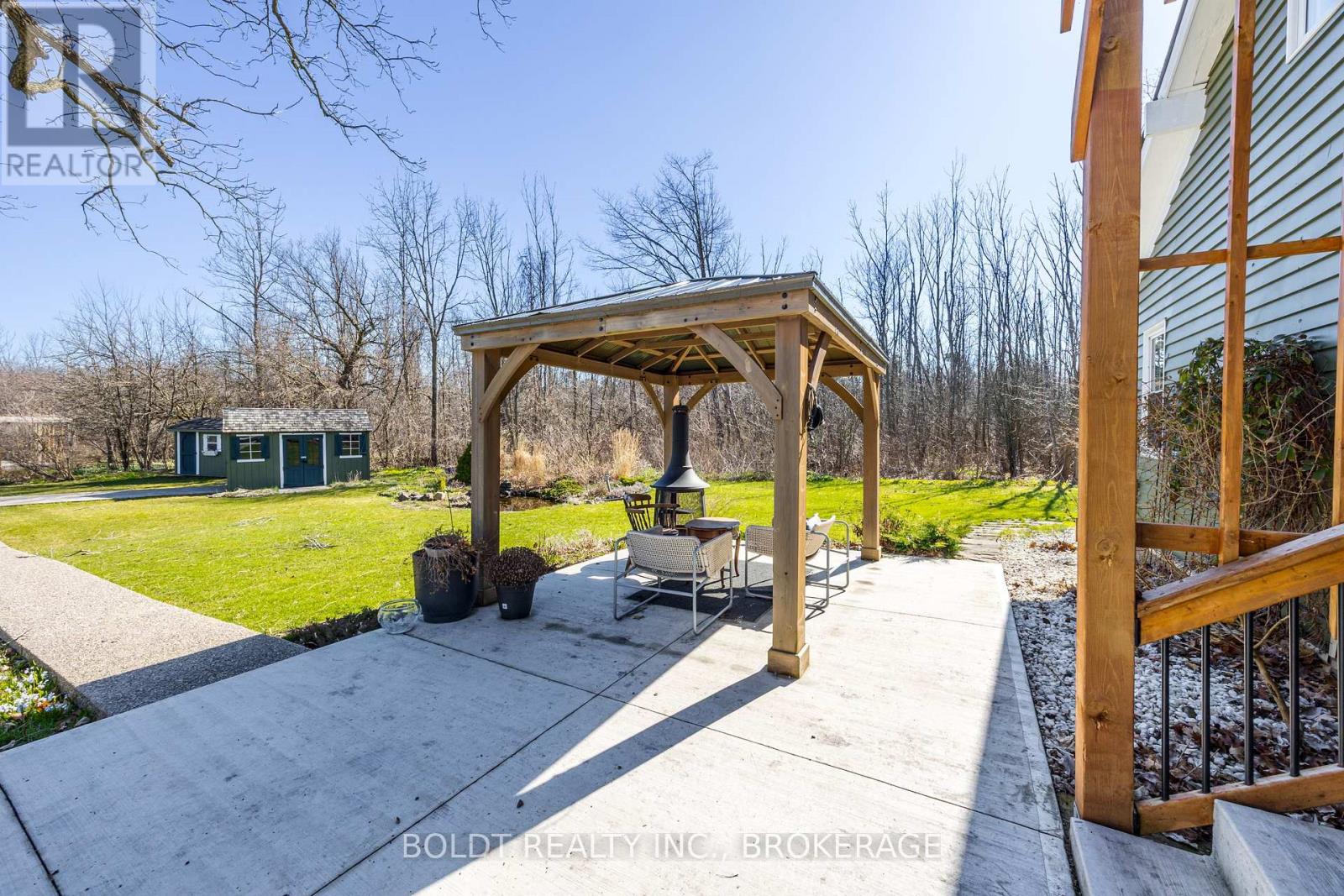 2440 Decew Road, Thorold, Ontario  L0S 1E6 - Photo 10 - X12088131