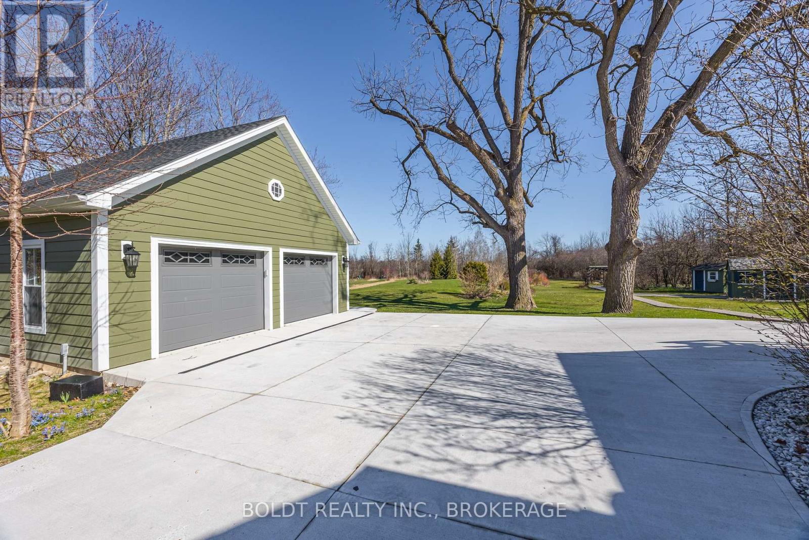 2440 Decew Road, Thorold, Ontario  L0S 1E6 - Photo 6 - X12088131