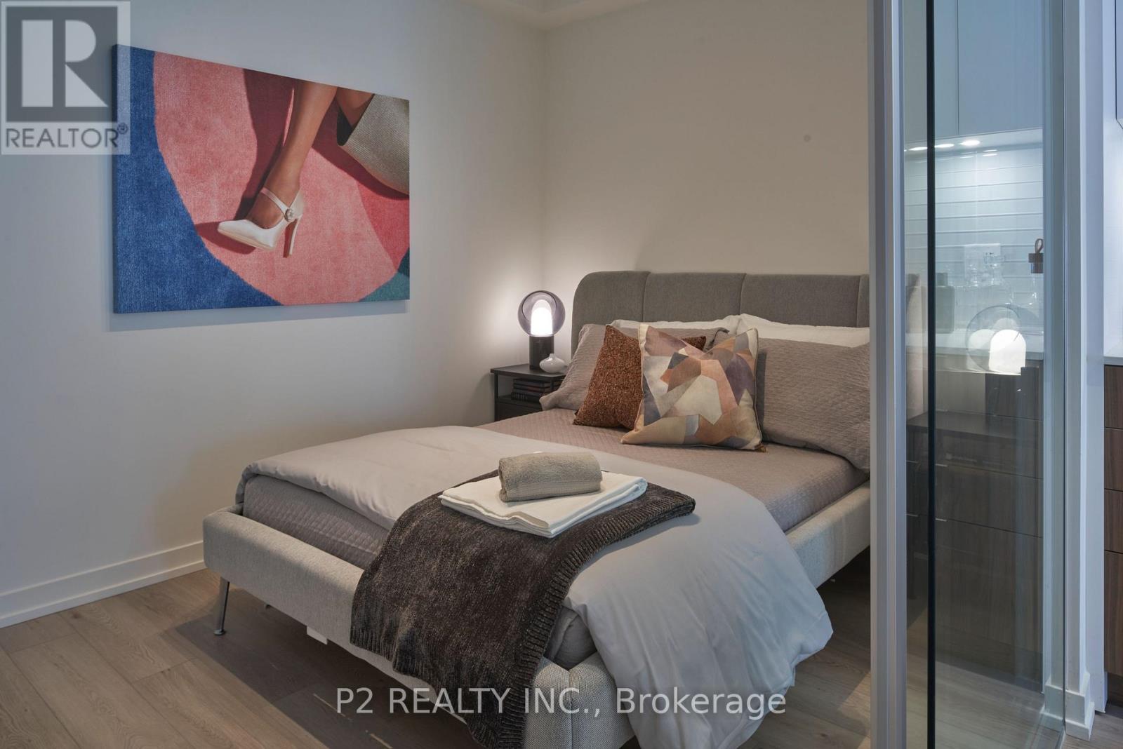206 - 863 St.clair Avenue W, Toronto, Ontario  M6C 1C4 - Photo 4 - C12053942