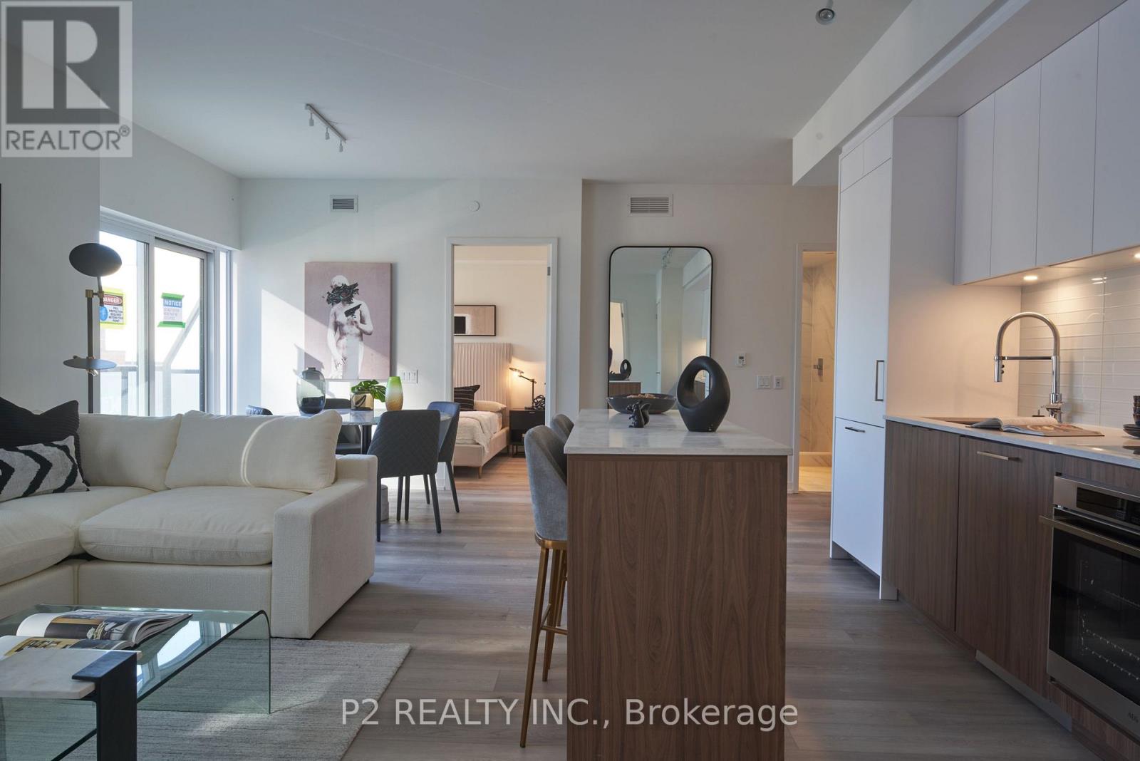 301 - 863 St.clair Avenue W, Toronto, Ontario  M6C 1C4 - Photo 3 - C12053943
