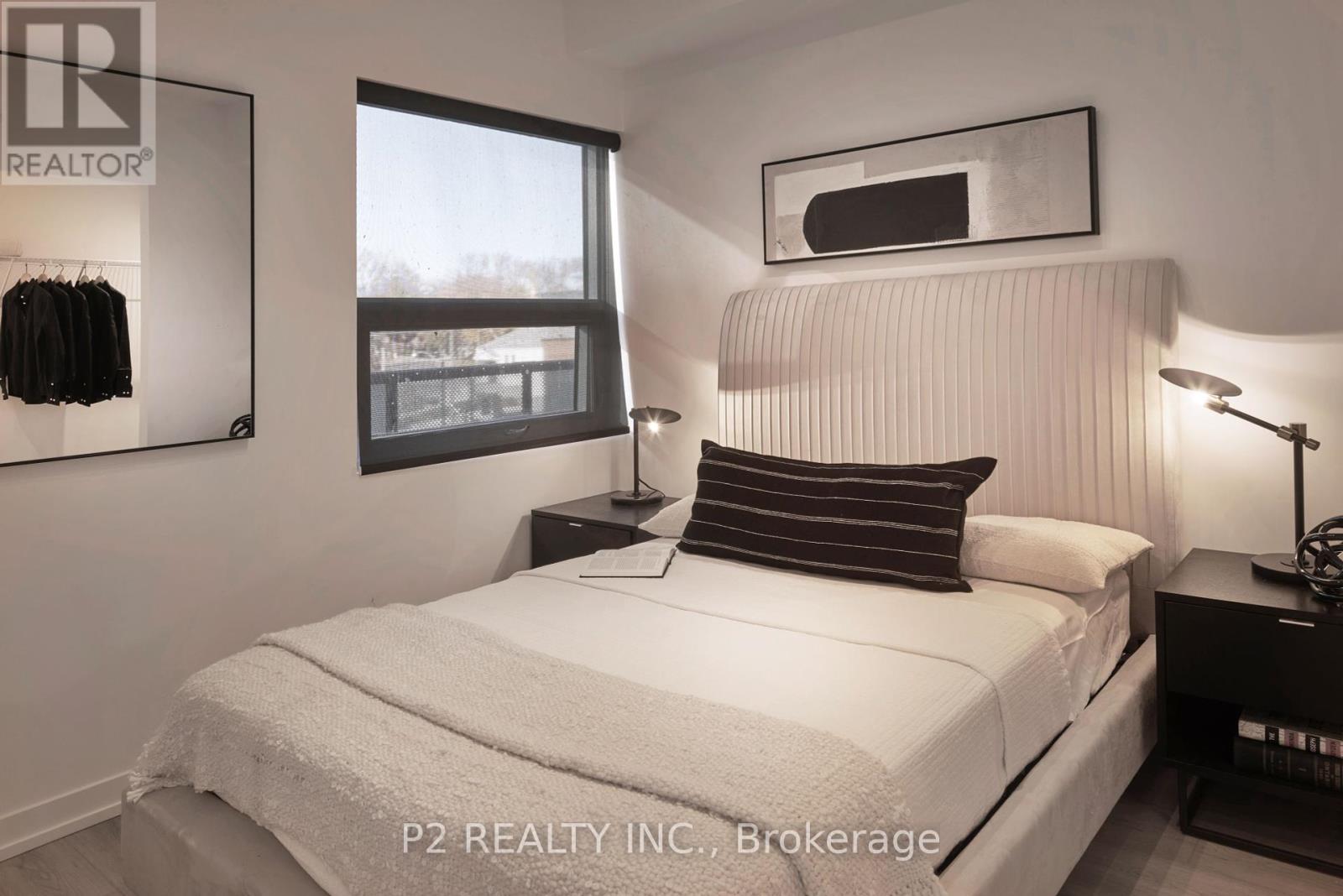 301 - 863 St.clair Avenue W, Toronto, Ontario  M6C 1C4 - Photo 5 - C12053943