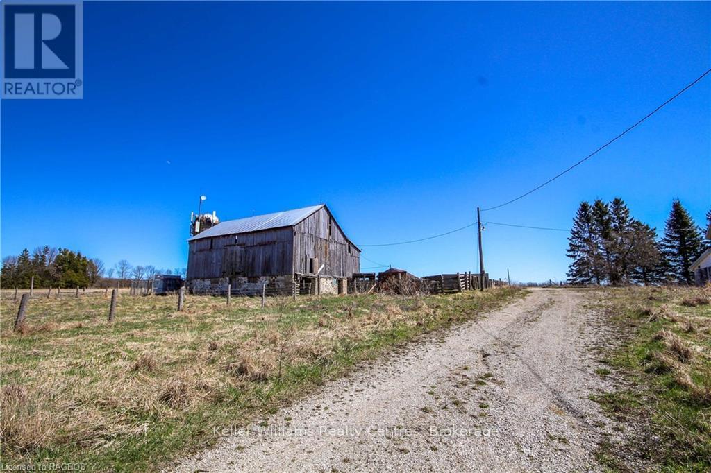 501426 Grey Road 1, Georgian Bluffs, Ontario  N0H 2T0 - Photo 11 - X12088086