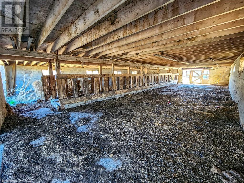 501426 Grey Road 1, Georgian Bluffs, Ontario  N0H 2T0 - Photo 21 - X12088086