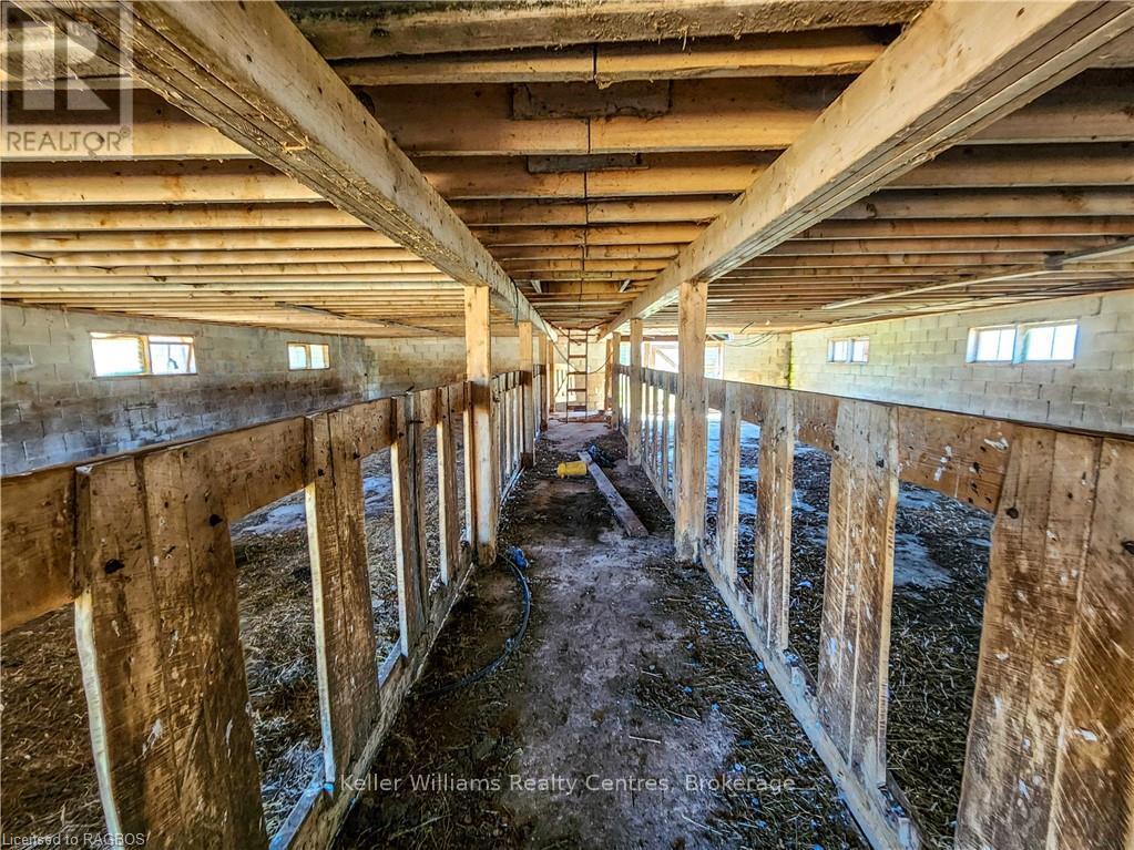 501426 Grey Road 1, Georgian Bluffs, Ontario  N0H 2T0 - Photo 22 - X12088086