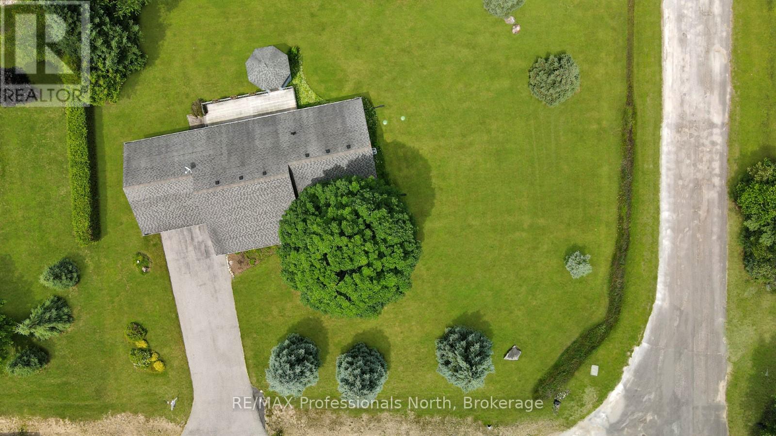 67 Sancayne Street, Dysart Et Al, Ontario  K0M 1S0 - Photo 3 - X12088126