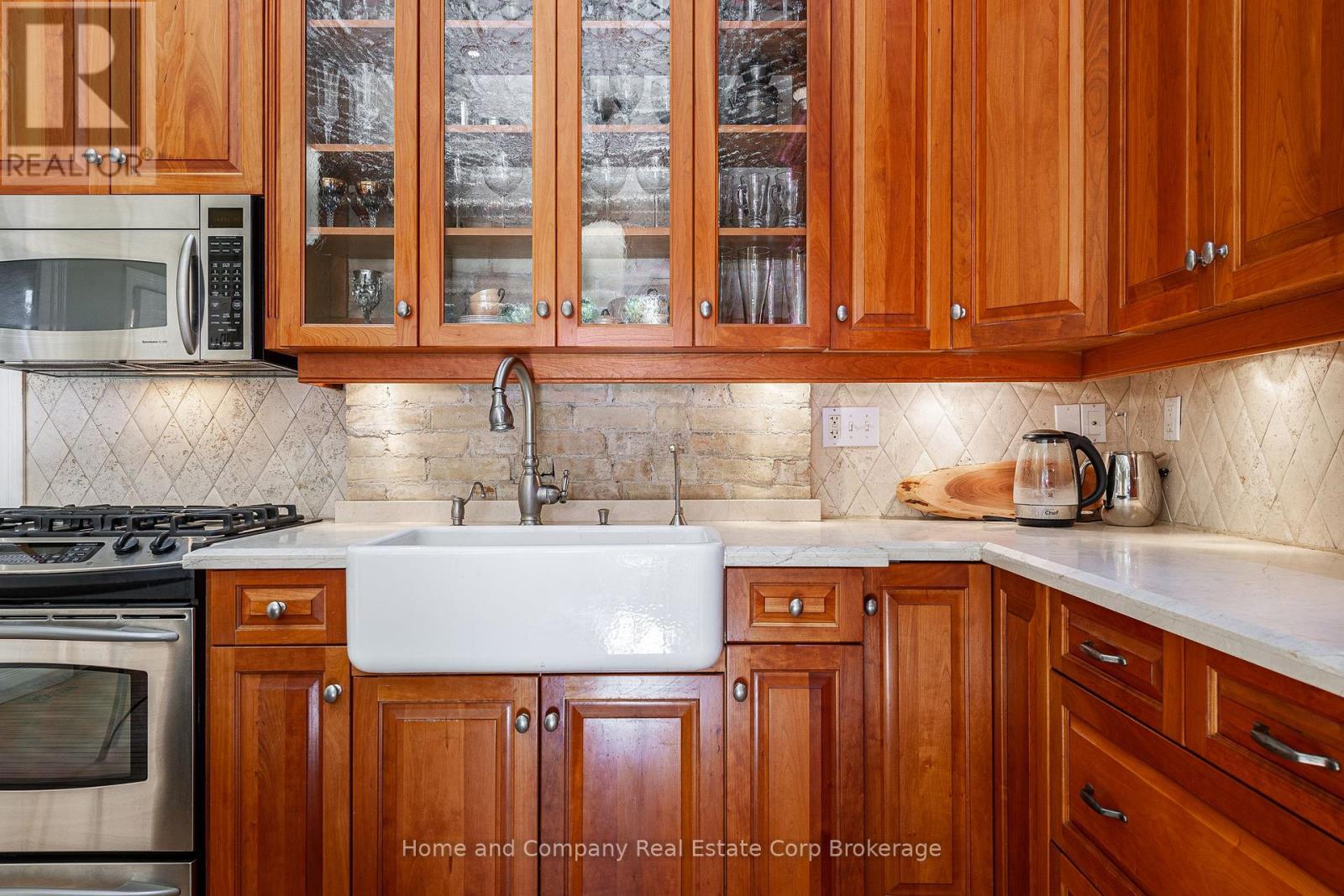 51 Shrewsbury Street, Stratford, Ontario  N5A 2V4 - Photo 19 - X11982389