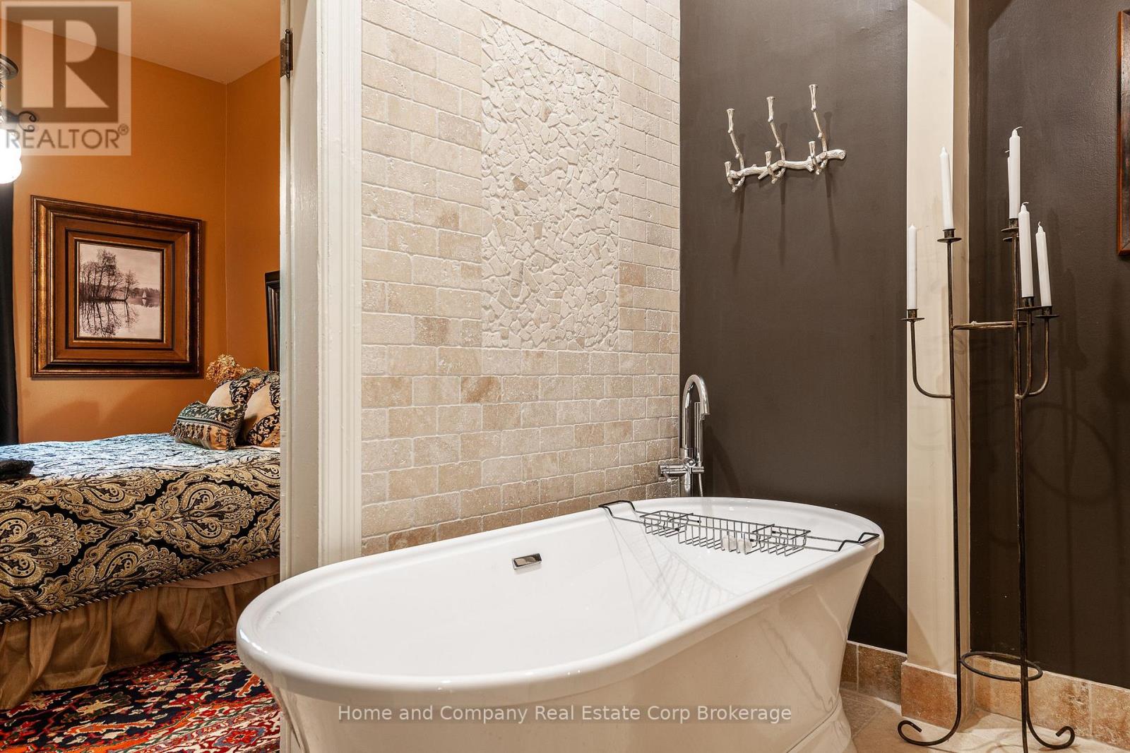 51 Shrewsbury Street, Stratford, Ontario  N5A 2V4 - Photo 28 - X11982389