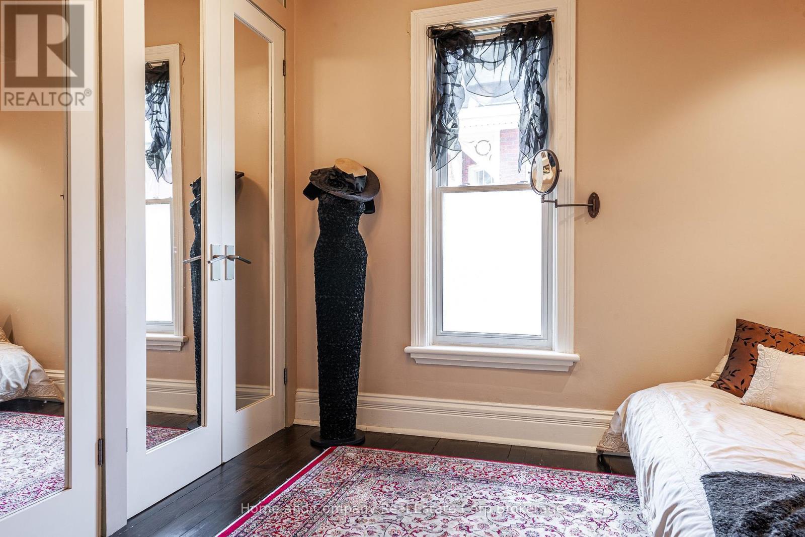 51 Shrewsbury Street, Stratford, Ontario  N5A 2V4 - Photo 32 - X11982389