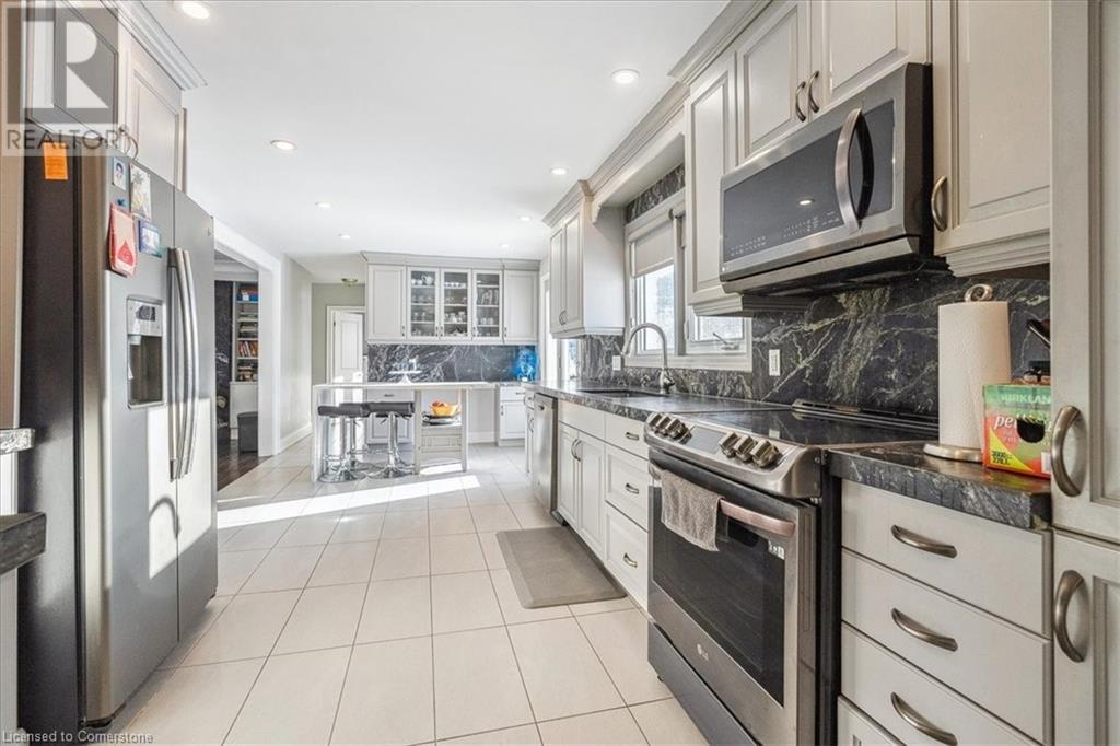 858 Trinity Road, Ancaster, Ontario  L0R 1R0 - Photo 4 - 40718972