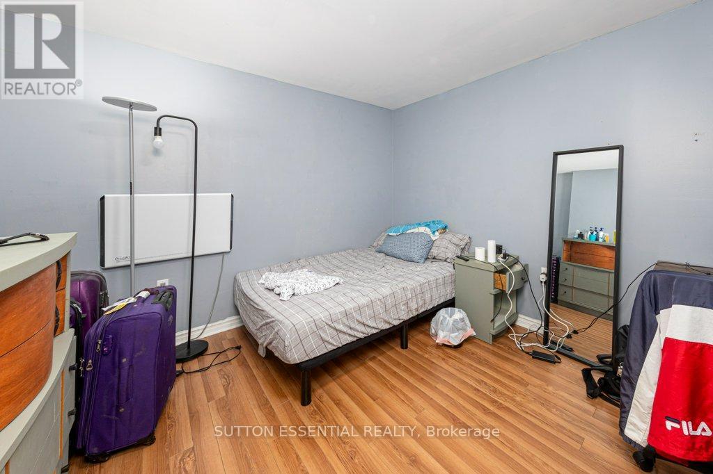 64 Woodstone Crescent, Kingston, Ontario  K7M 6K9 - Photo 18 - X12088187