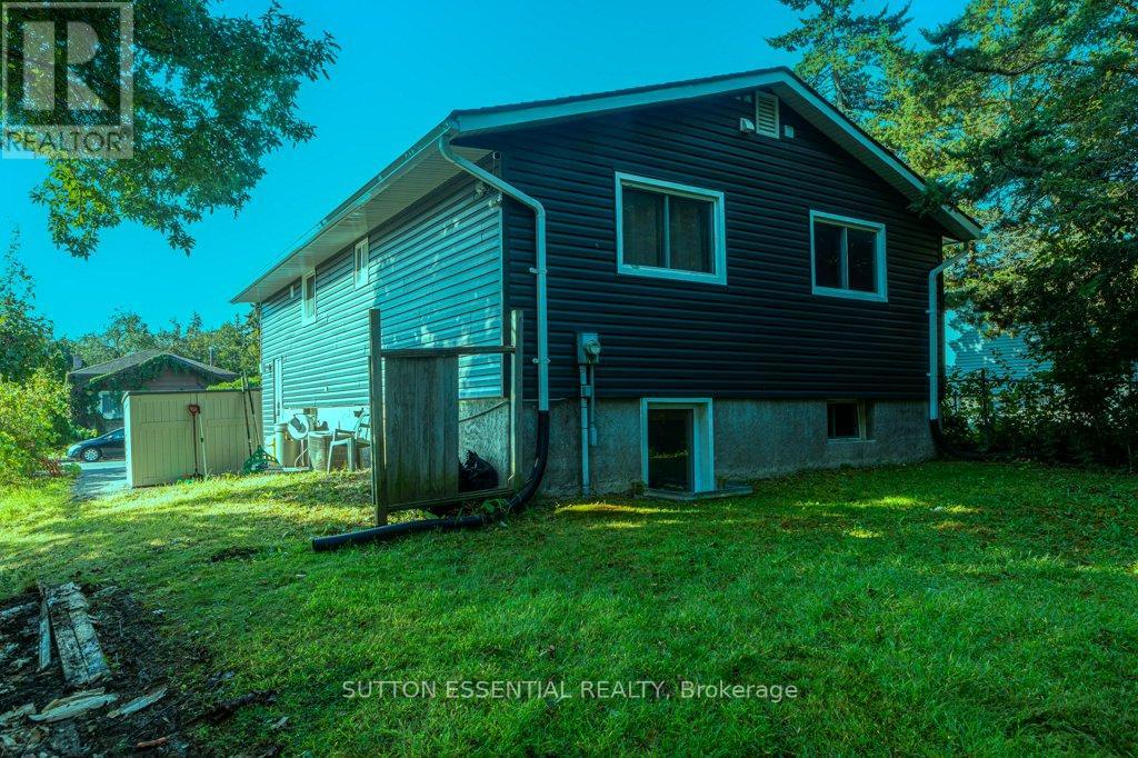 64 Woodstone Crescent, Kingston, Ontario  K7M 6K9 - Photo 21 - X12088187