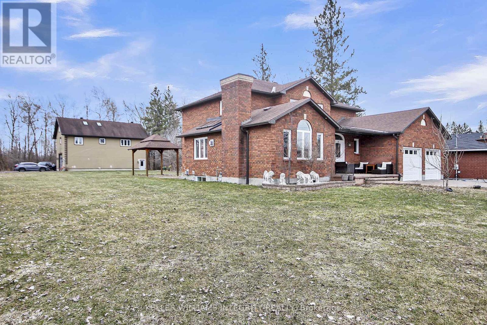 Property at 2796 QUINN ROAD image 3