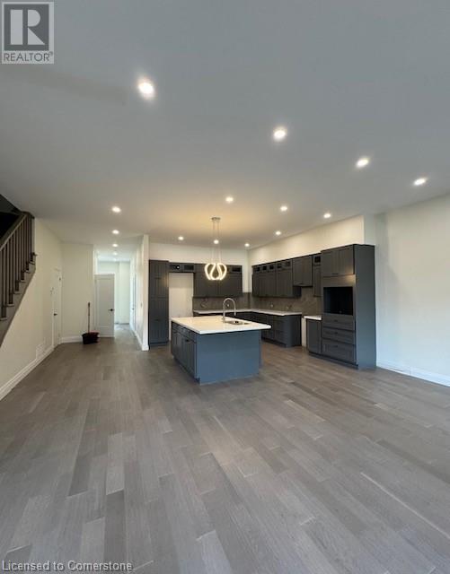 86 Sherman Avenue S, Hamilton, Ontario  L8M 2P7 - Photo 4 - 40702934