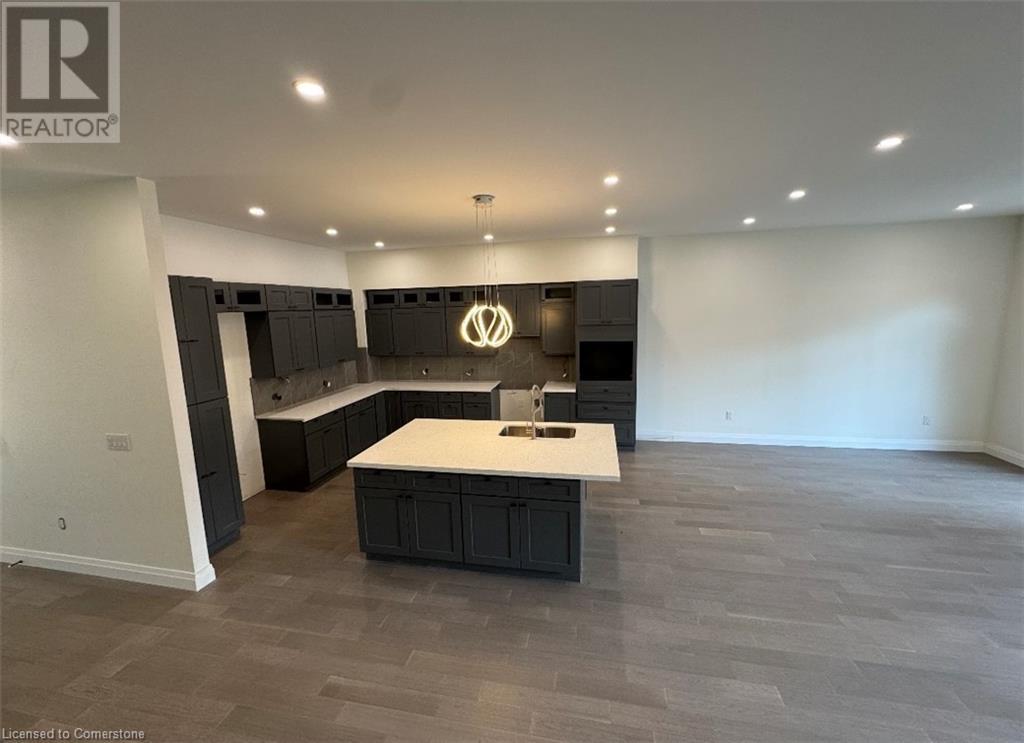 86 Sherman Avenue S, Hamilton, Ontario  L8M 2P7 - Photo 5 - 40702934