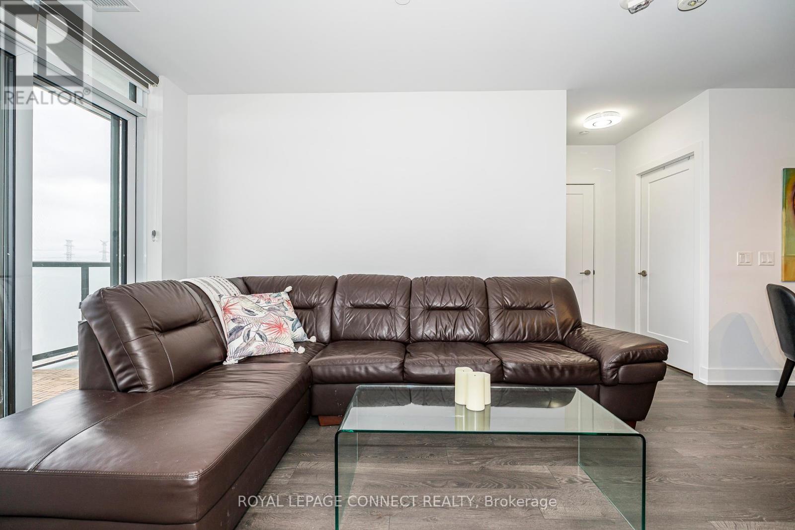 718 - 2550 Simcoe Street N, Oshawa (Windfields), Ontario  L1L 0R5 - Photo 9 - E12088156