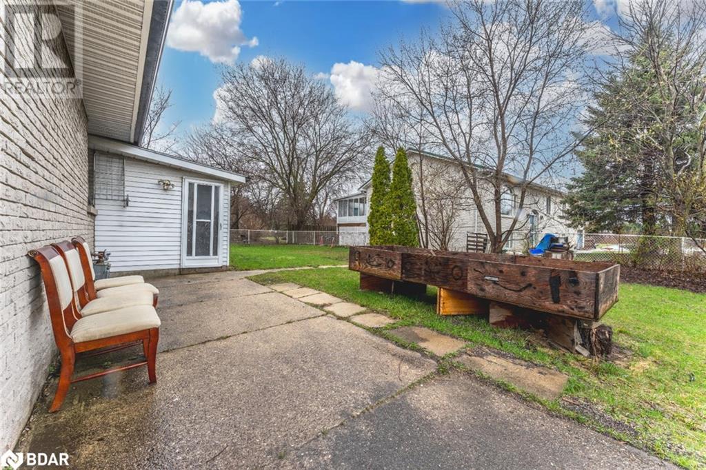 203 Phillips Street, Barrie, Ontario  L4N 3V2 - Photo 10 - 40718990
