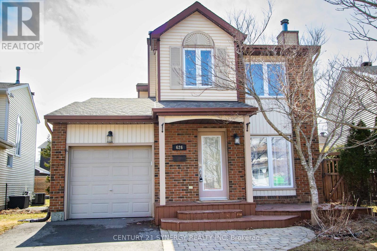 Property at 626 SIMONEAU WAY image 1