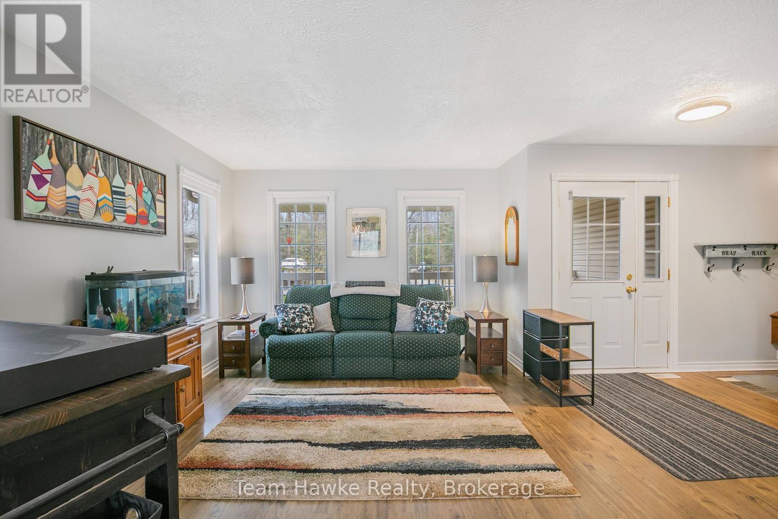 22 Laurier Boulevard, Tiny, Ontario  L9M 0J2 - Photo 6 - S12004292