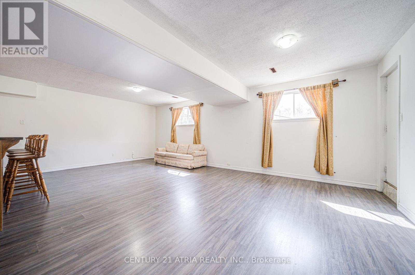 Basement - 113 Oak Avenue, Richmond Hill, Ontario  L4C 6R6 - Photo 5 - N12088170