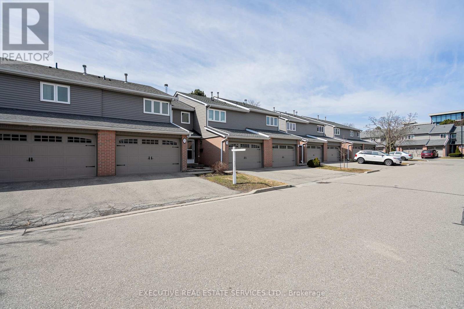 Property at 75 - 3125 FIFTH LINE ROAD W image 3