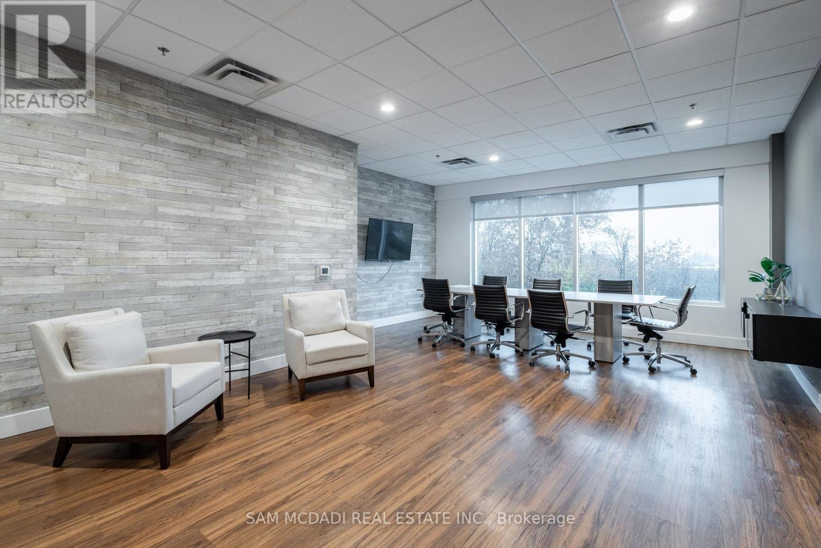 202 - 3465 Rebecca Street, Oakville, Ontario  L6L 5G8 - Photo 16 - W12088154