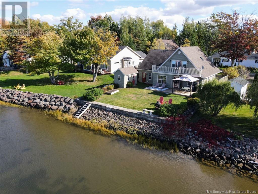 Property at 71 Evergreen Drive image 1