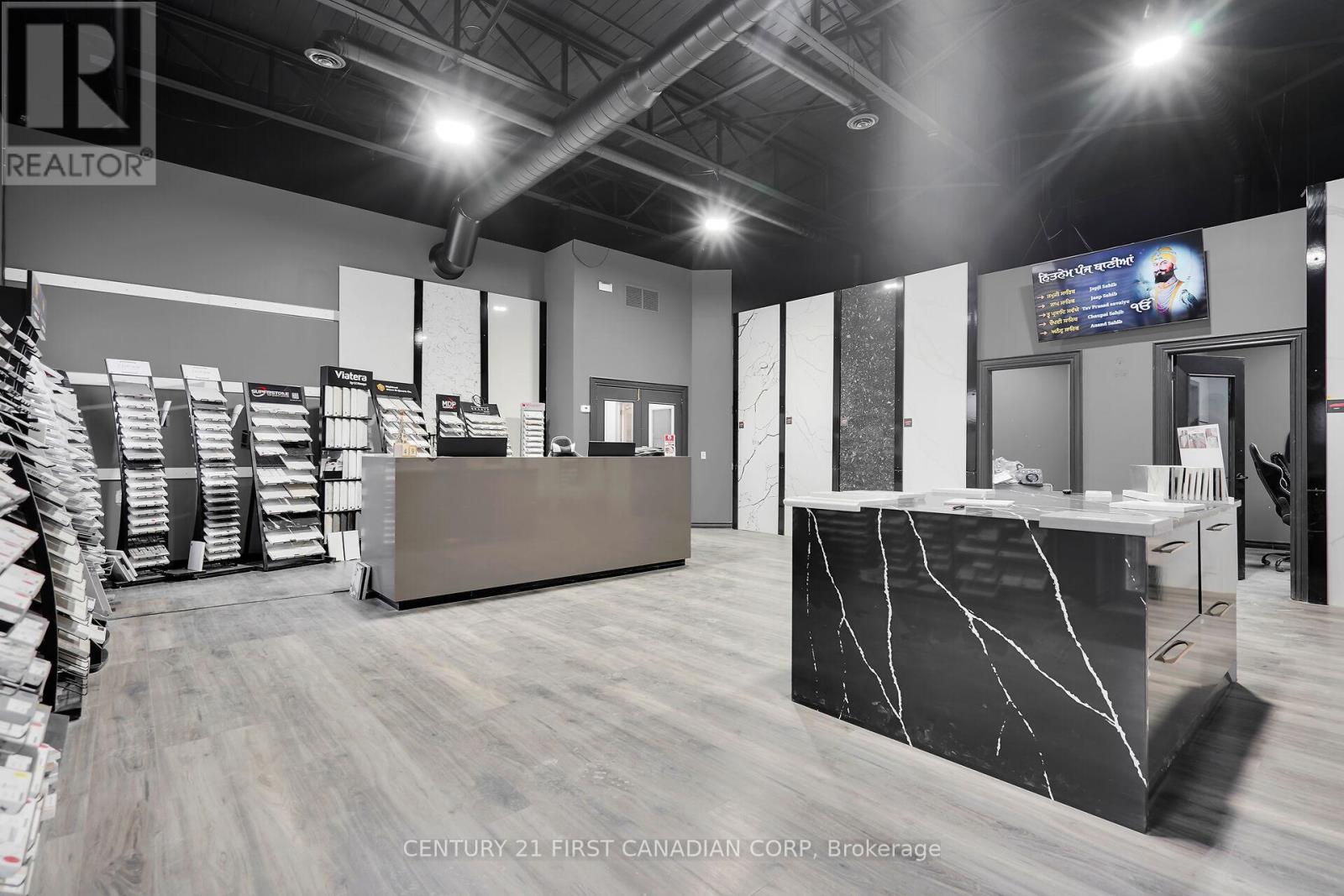 549 First Street, London East, Ontario  N5V 1Z5 - Photo 2 - X12088423