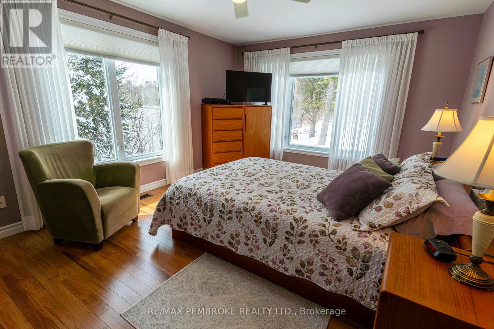 115 Island View Drive, North Algona Wilberforce, Ontario  K0J 1X0 - Photo 10 - X12088217