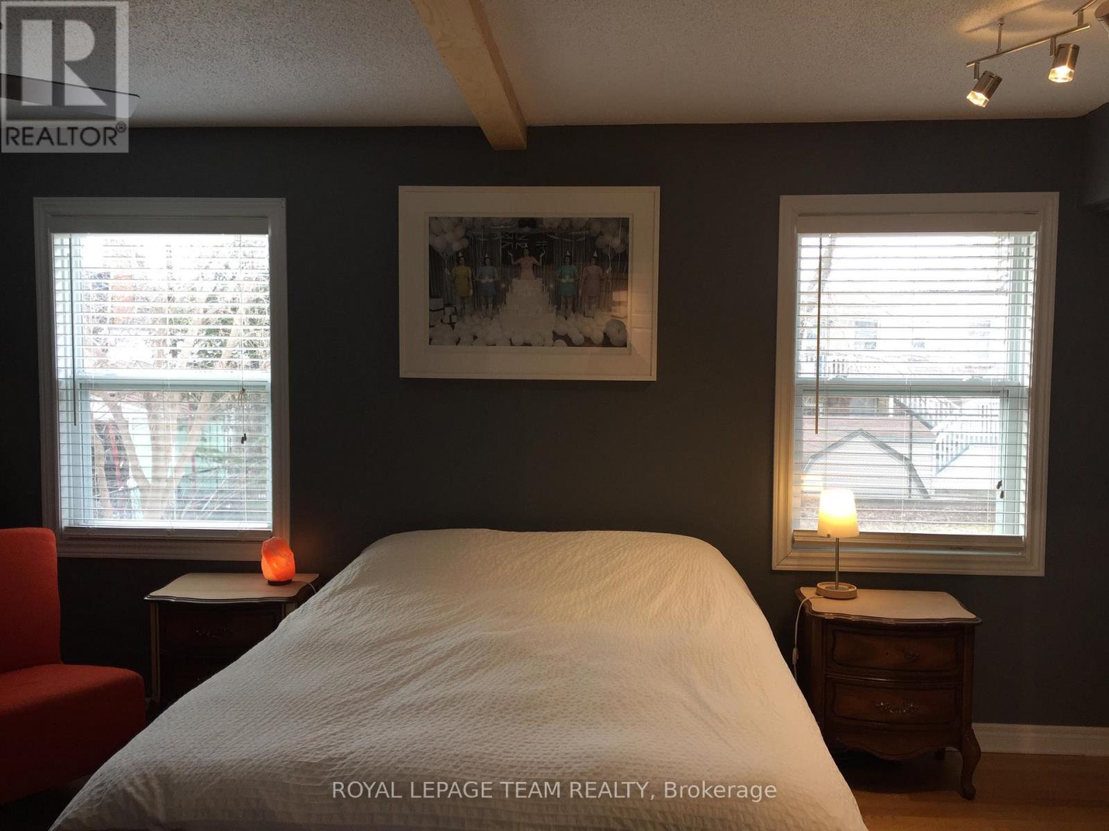 262 St Jacques Street, Ottawa, Ontario  K1L 5G7 - Photo 10 - X12088281