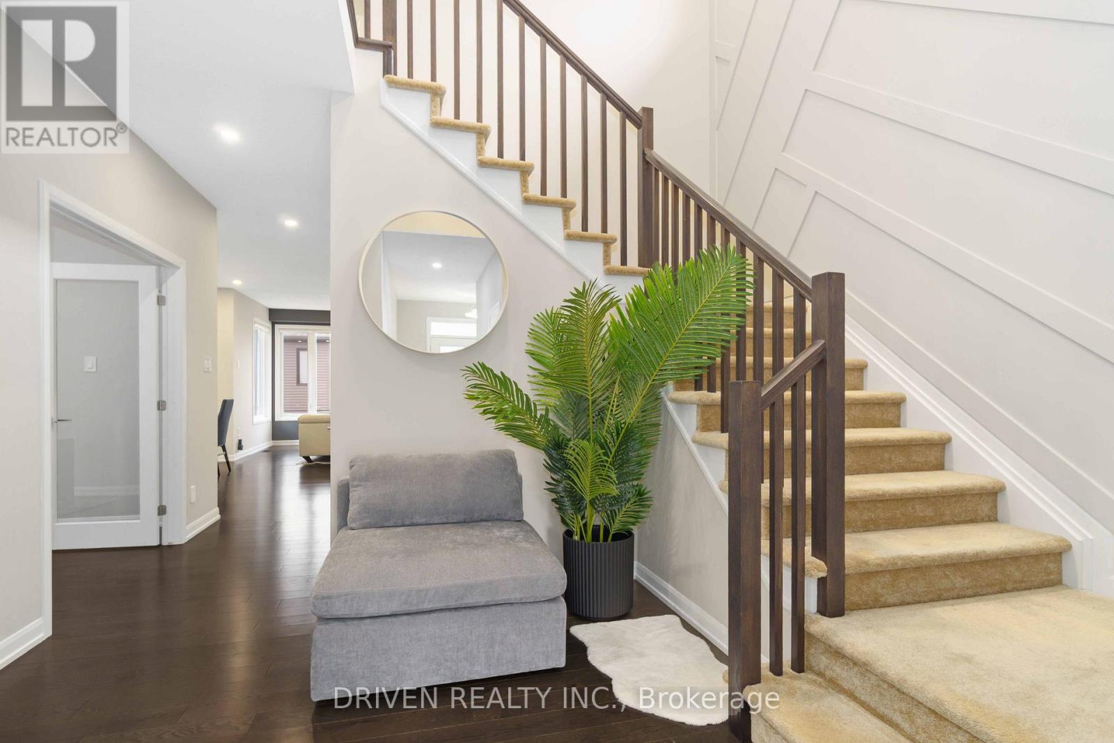 Property at 334 STERLING AVENUE image 4