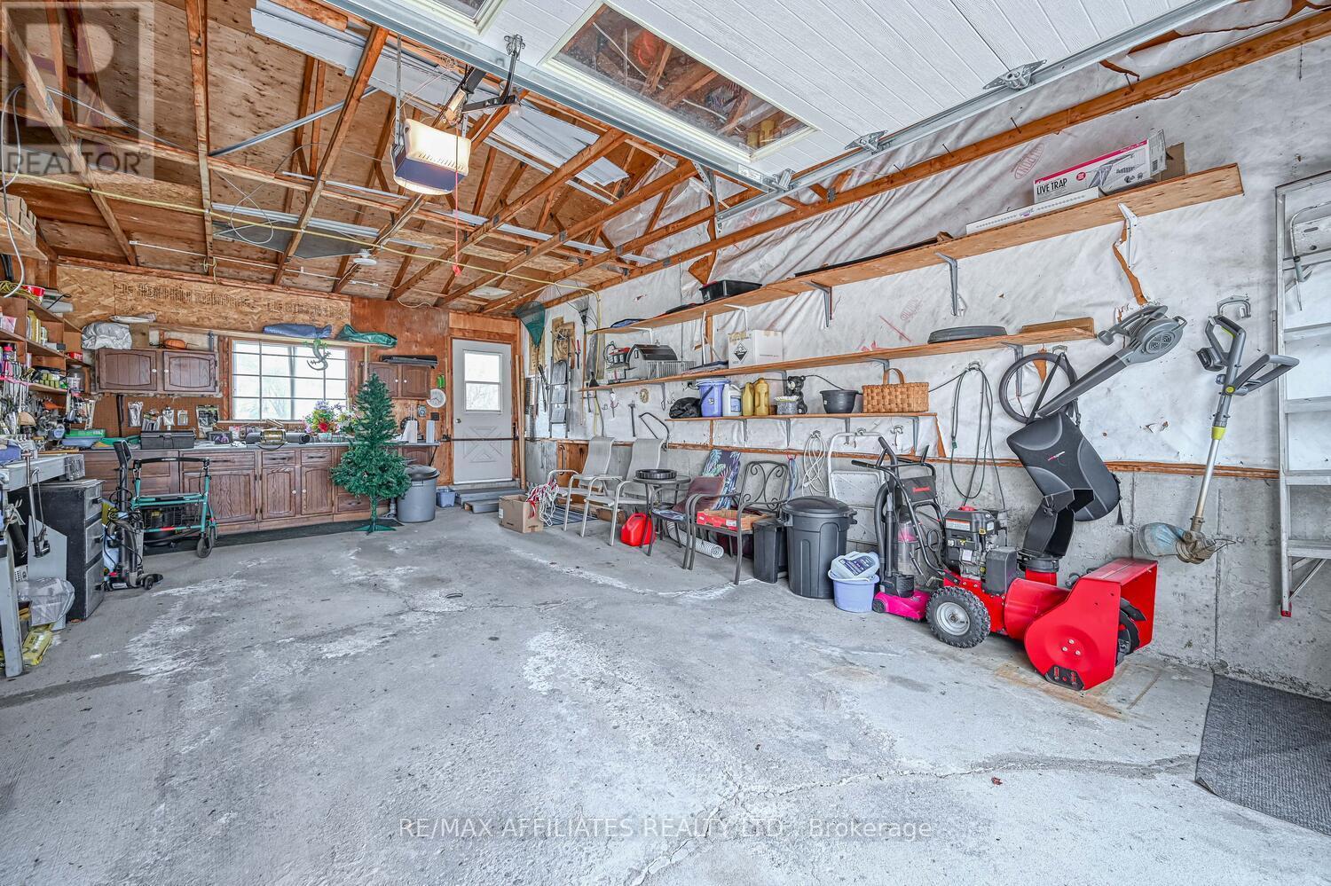 4 Otterdale Crescent, Rideau Lakes, Ontario  K7A 0J4 - Photo 34 - X12088385