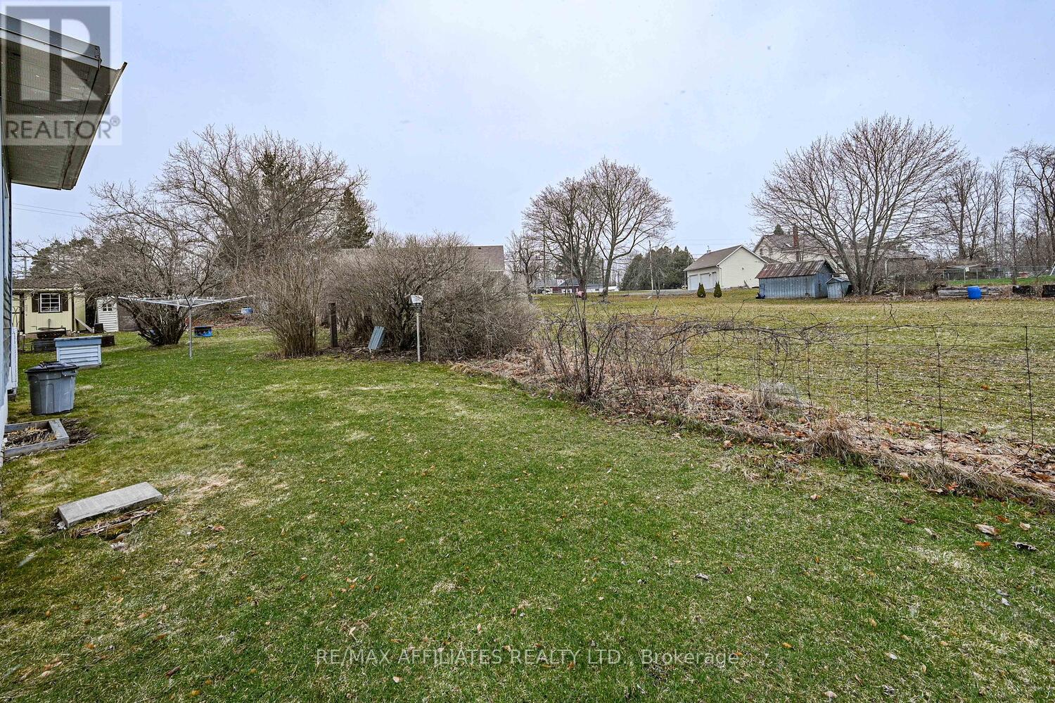 4 Otterdale Crescent, Rideau Lakes, Ontario  K7A 0J4 - Photo 35 - X12088385