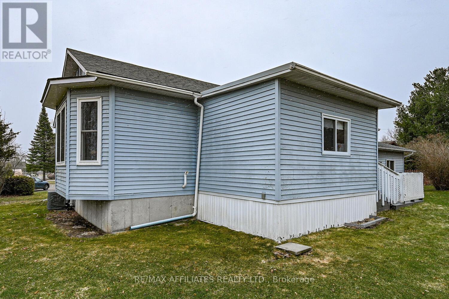 4 Otterdale Crescent, Rideau Lakes, Ontario  K7A 0J4 - Photo 36 - X12088385