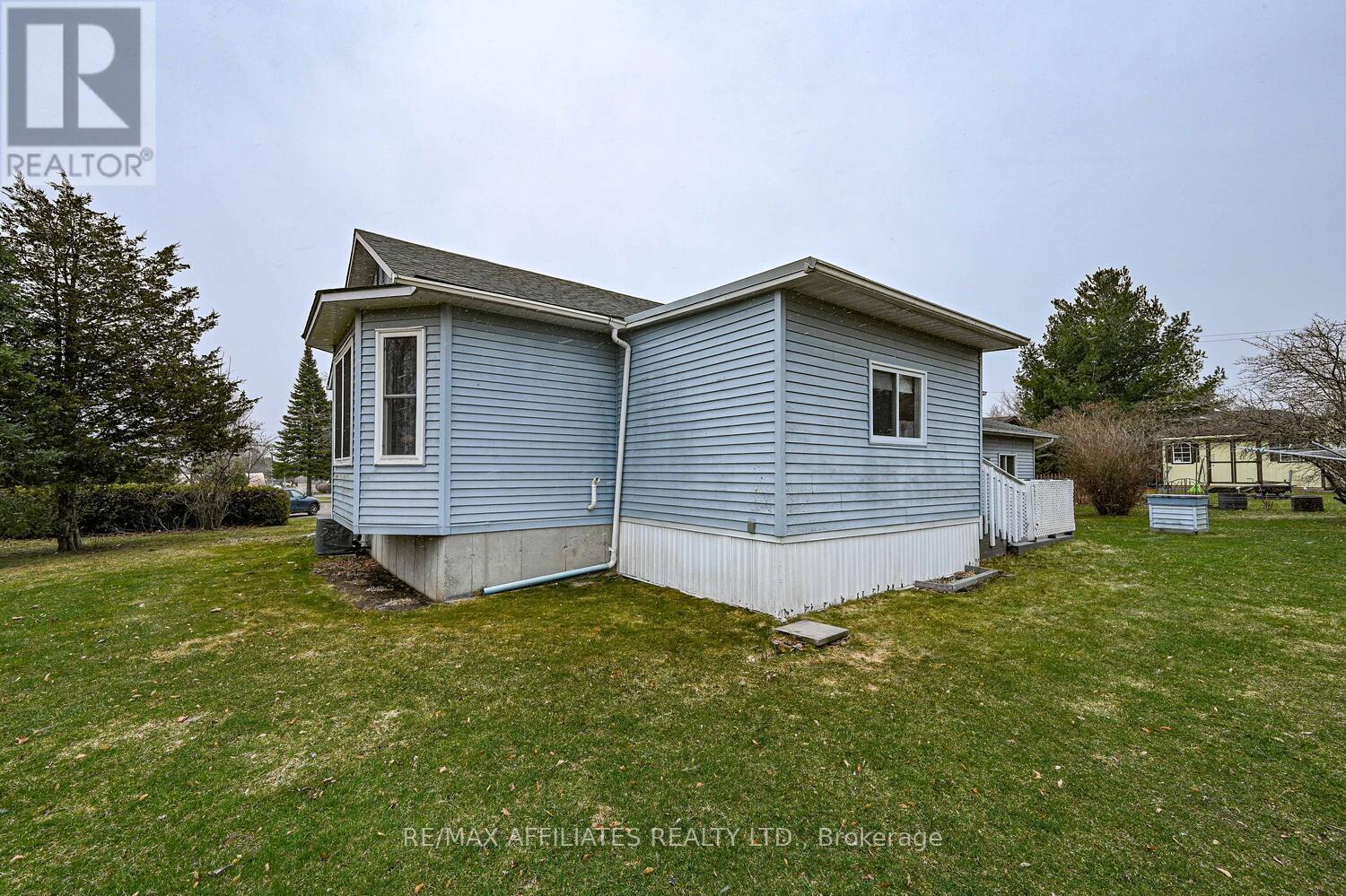 4 Otterdale Crescent, Rideau Lakes, Ontario  K7A 0J4 - Photo 37 - X12088385
