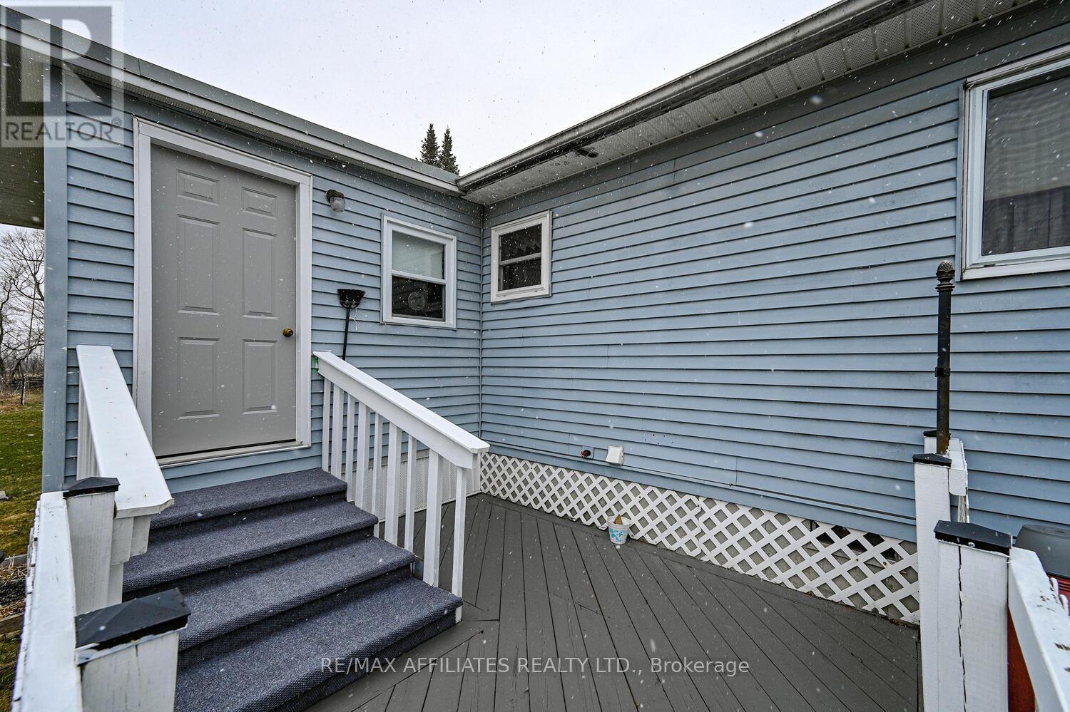 4 Otterdale Crescent, Rideau Lakes, Ontario  K7A 0J4 - Photo 41 - X12088385