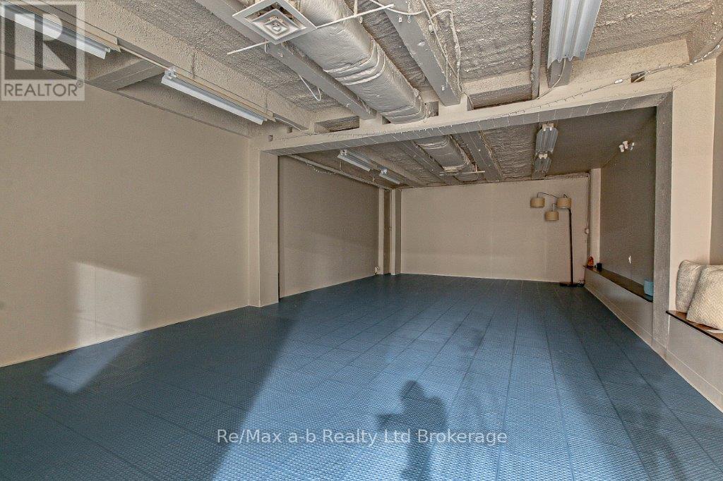 473 Dundas Street, Woodstock, Ontario  N4S 1C2 - Photo 11 - X12088363