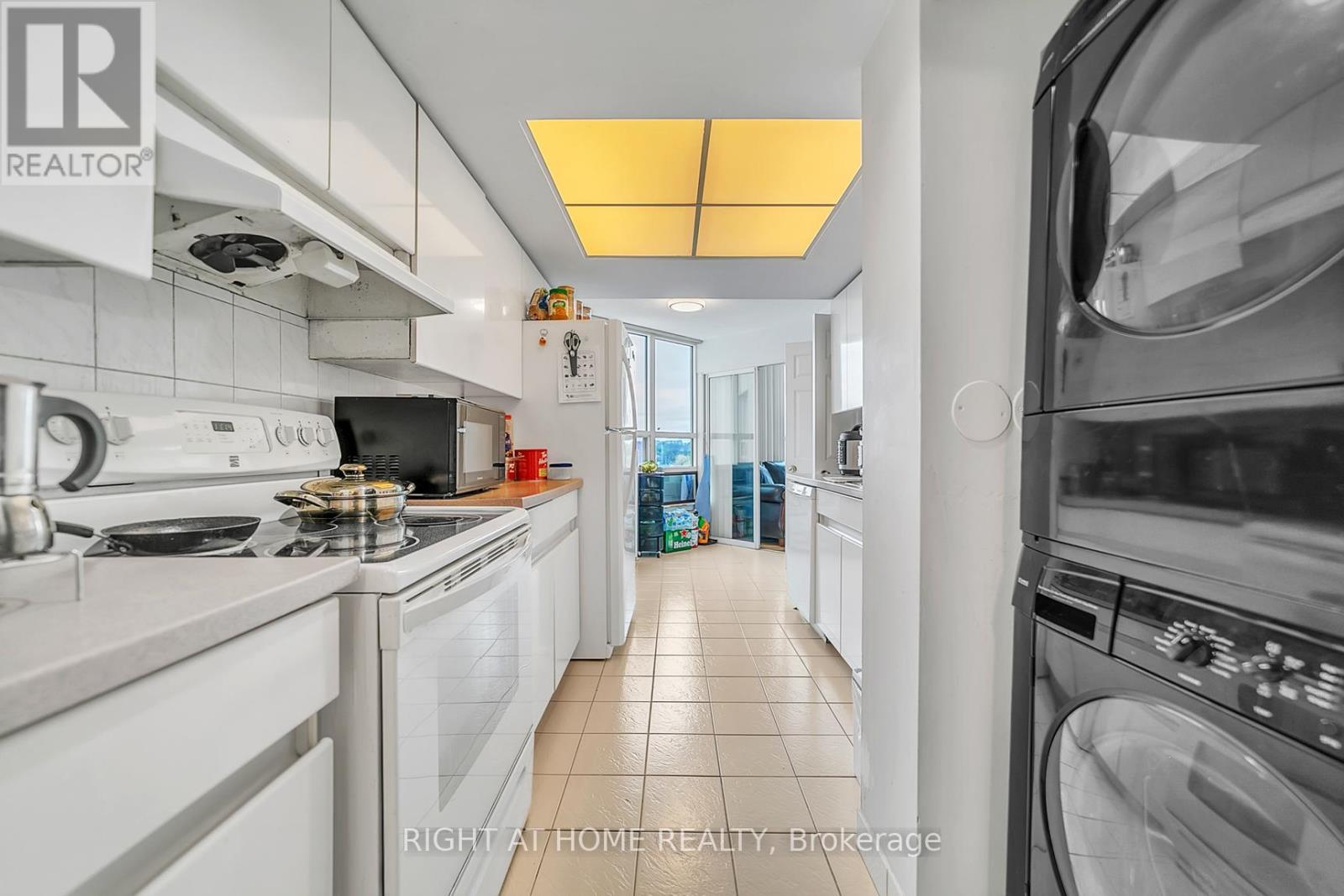 901 - 7825 Bayview Avenue, Markham, Ontario  L3T 7N2 - Photo 12 - N12085132
