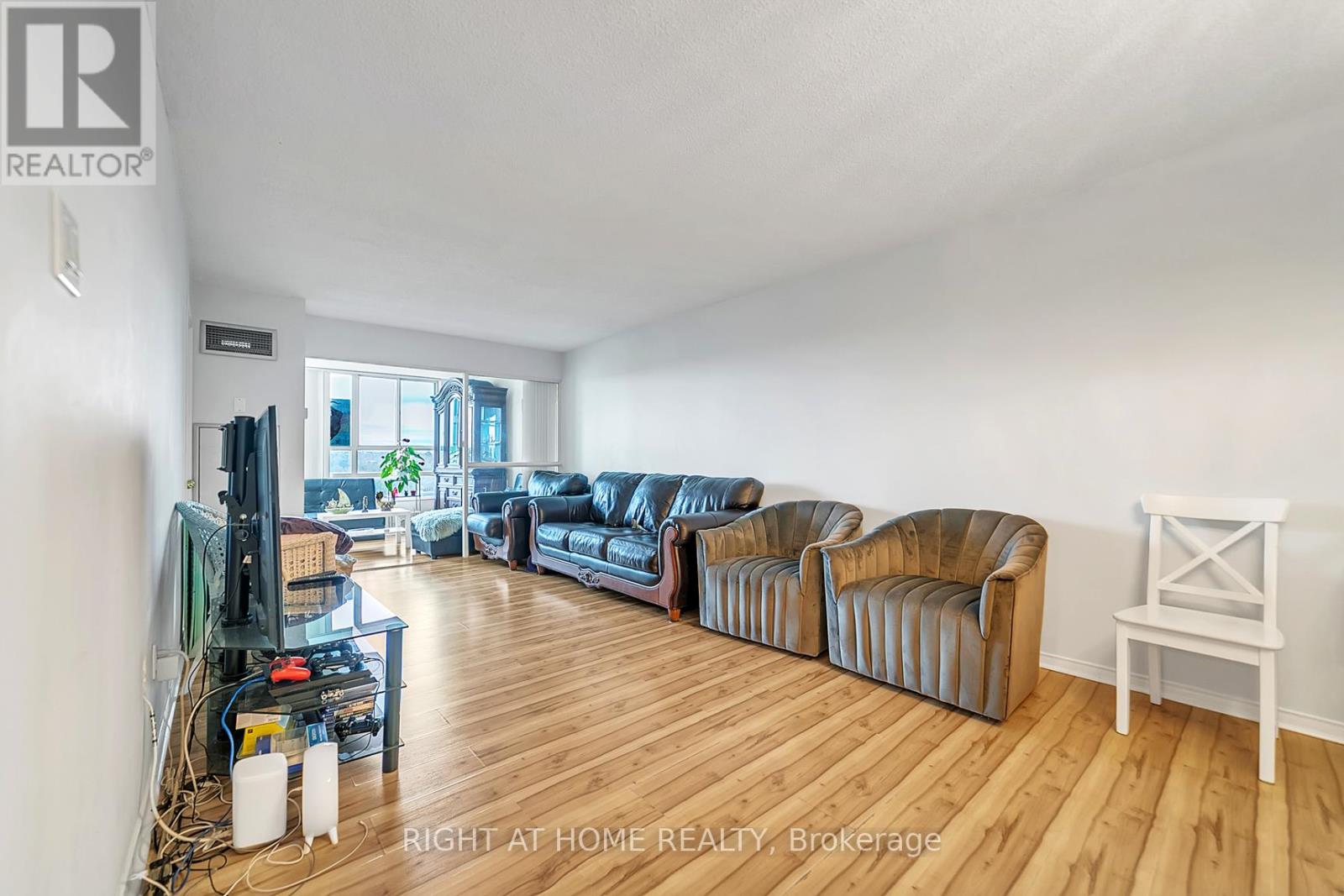 901 - 7825 Bayview Avenue, Markham, Ontario  L3T 7N2 - Photo 16 - N12085132